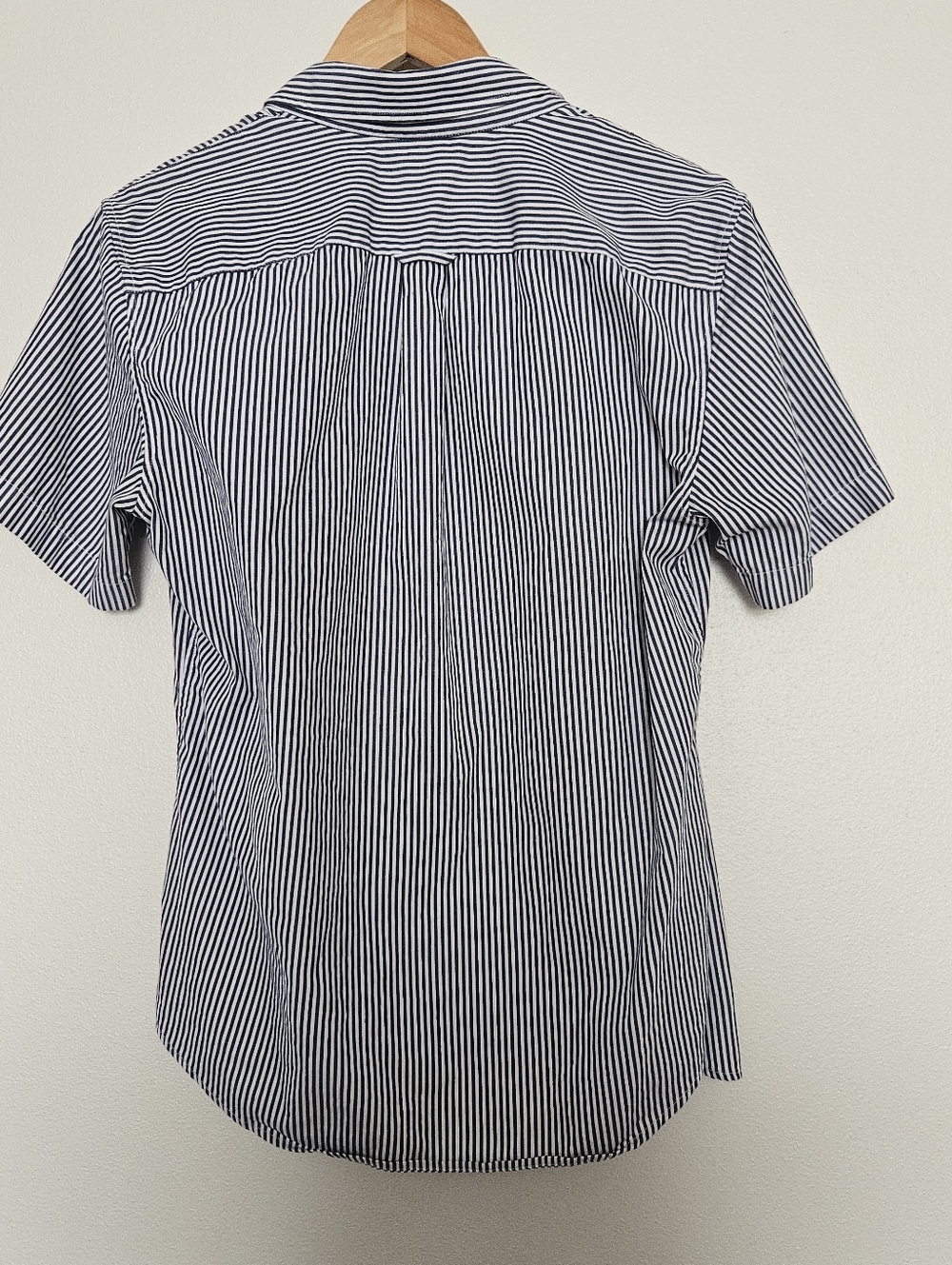 EVERLANE Air Oxford Short Sleeve Striped Button Down Shirt Navy Blue White M - Picture 2 of 9